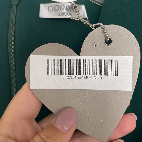 Goddiva London Emerald Green V Neck Sleeveless Side Slit Dress - Picture 5 of 5